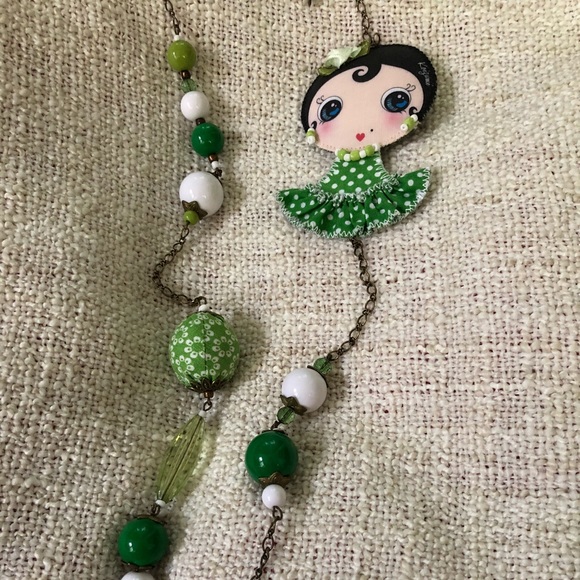 Fun Necklace - Picture 4 of 7